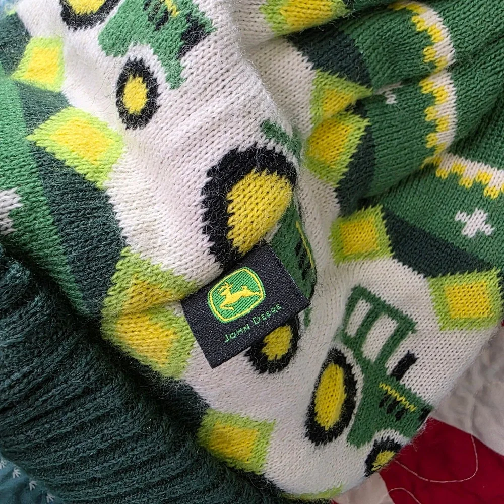 John‎ Deere Toddler Beanie Green Tractor Knit Pom Pom Hat OSFM
